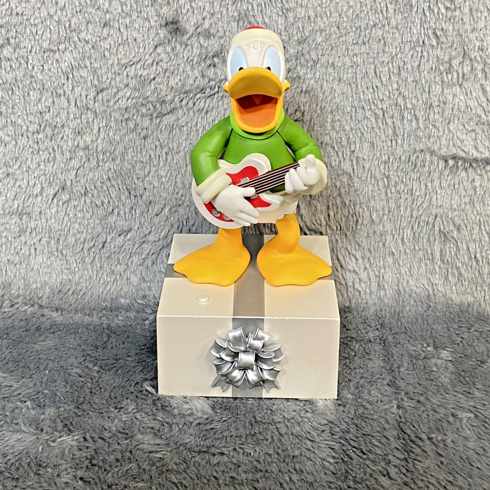 Disney Hallmark Holiday Donald Duck Music Box Wireless Motion Tested Working
